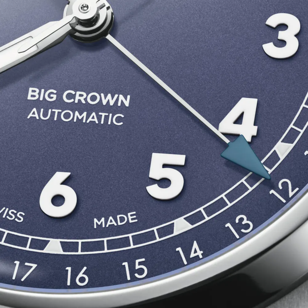 Oris Big Crown Pointer Date 40mm Mens Watch Purple detail 2