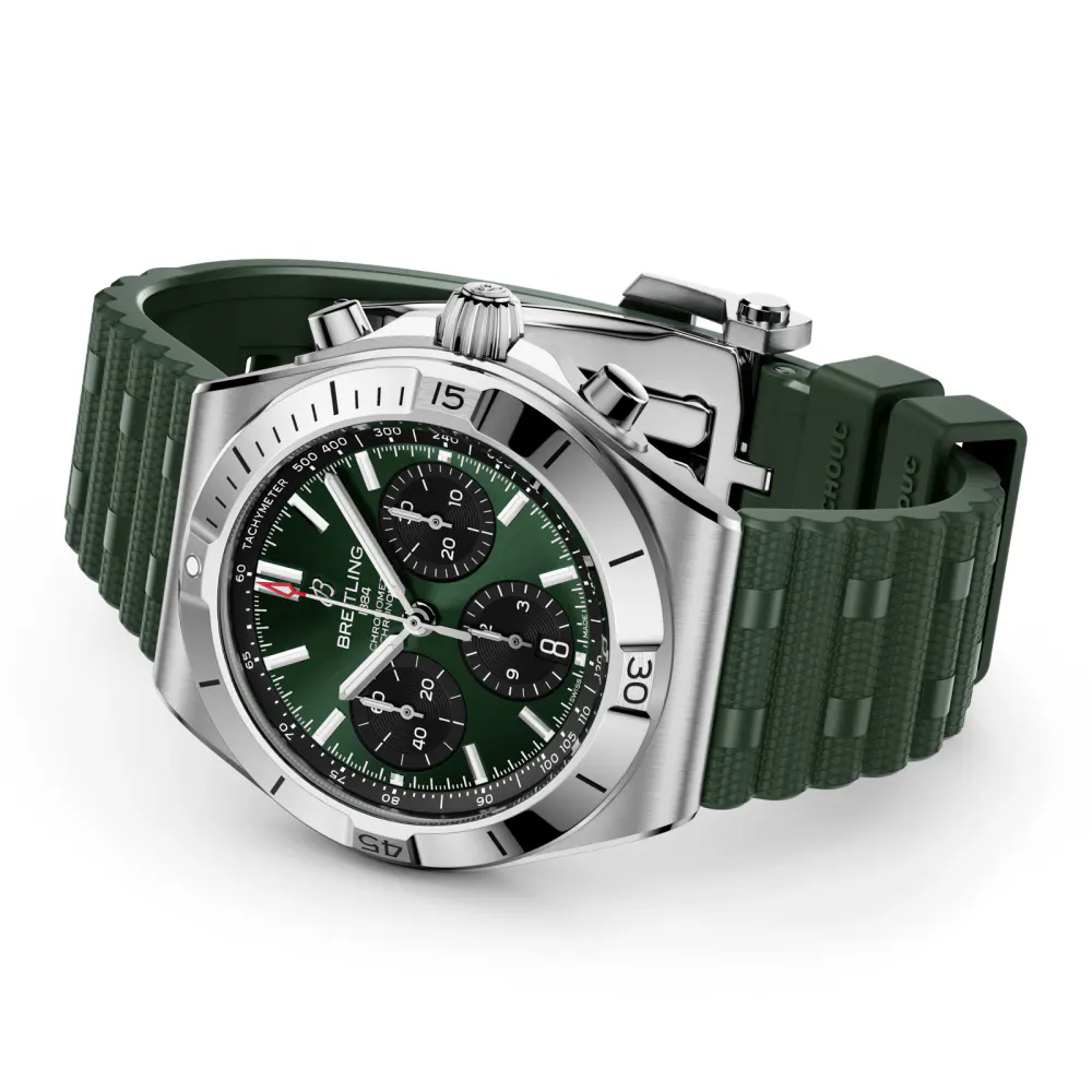Breitling Chronomat B01 Chronograph 42mm Mens Watch Green Rubber detail 3