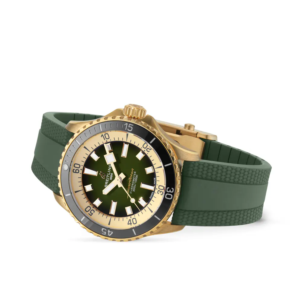 Breitling Superocean Automatic 42 Bronze Rubber Strap Watch detail 3