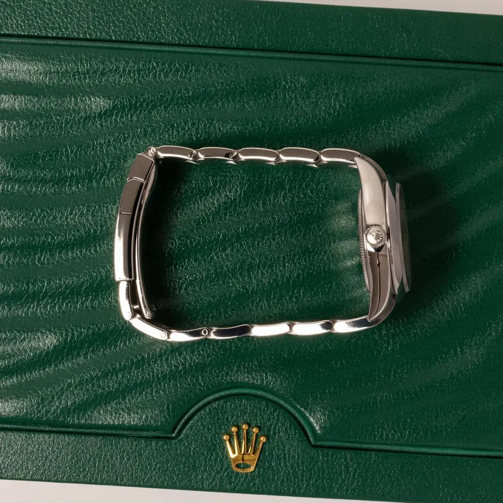 Rolex Oyster Perpetual 124200 — 2022 — Excellent detail 2