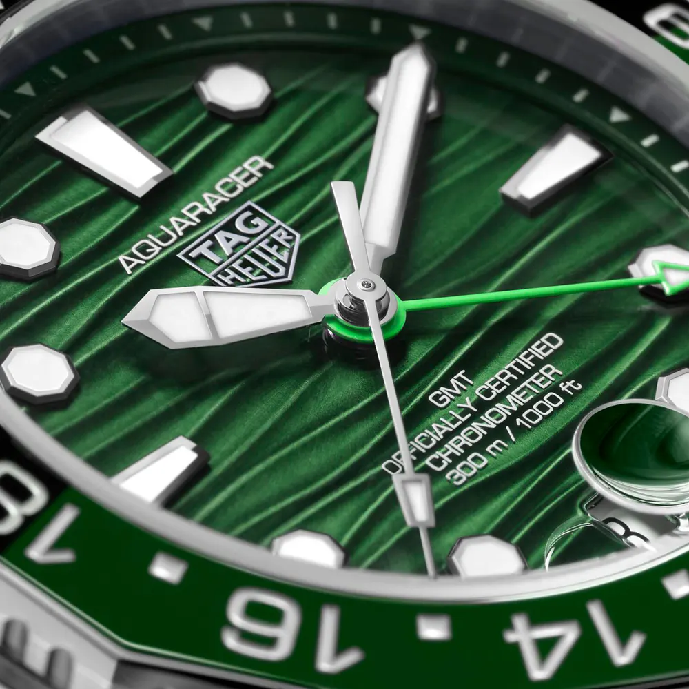TAG Heuer Aquaracer Professional 300 GMT 42mm Mens Watch Green in Green, additional product view 3