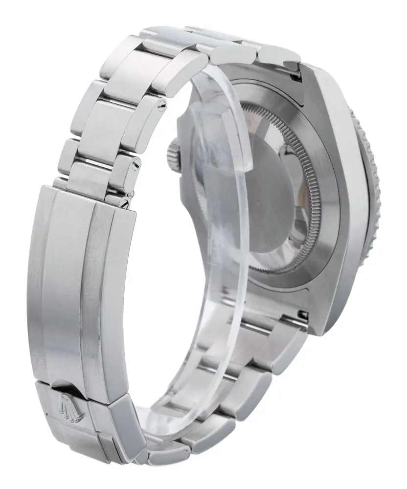 Rolex Submariner 116610 LN — 2016 — Excellent detail 3