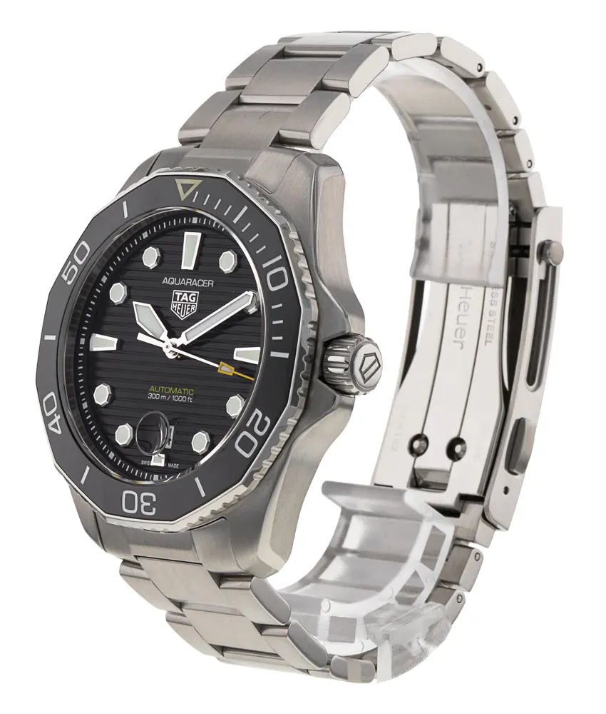 Tag Heuer Aquaracer WBP201A.BA0632 — 2022 — Excellent detail 2