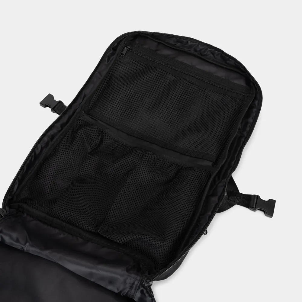 Built for Athletes 45l Hero 3.0 - Black detail 3