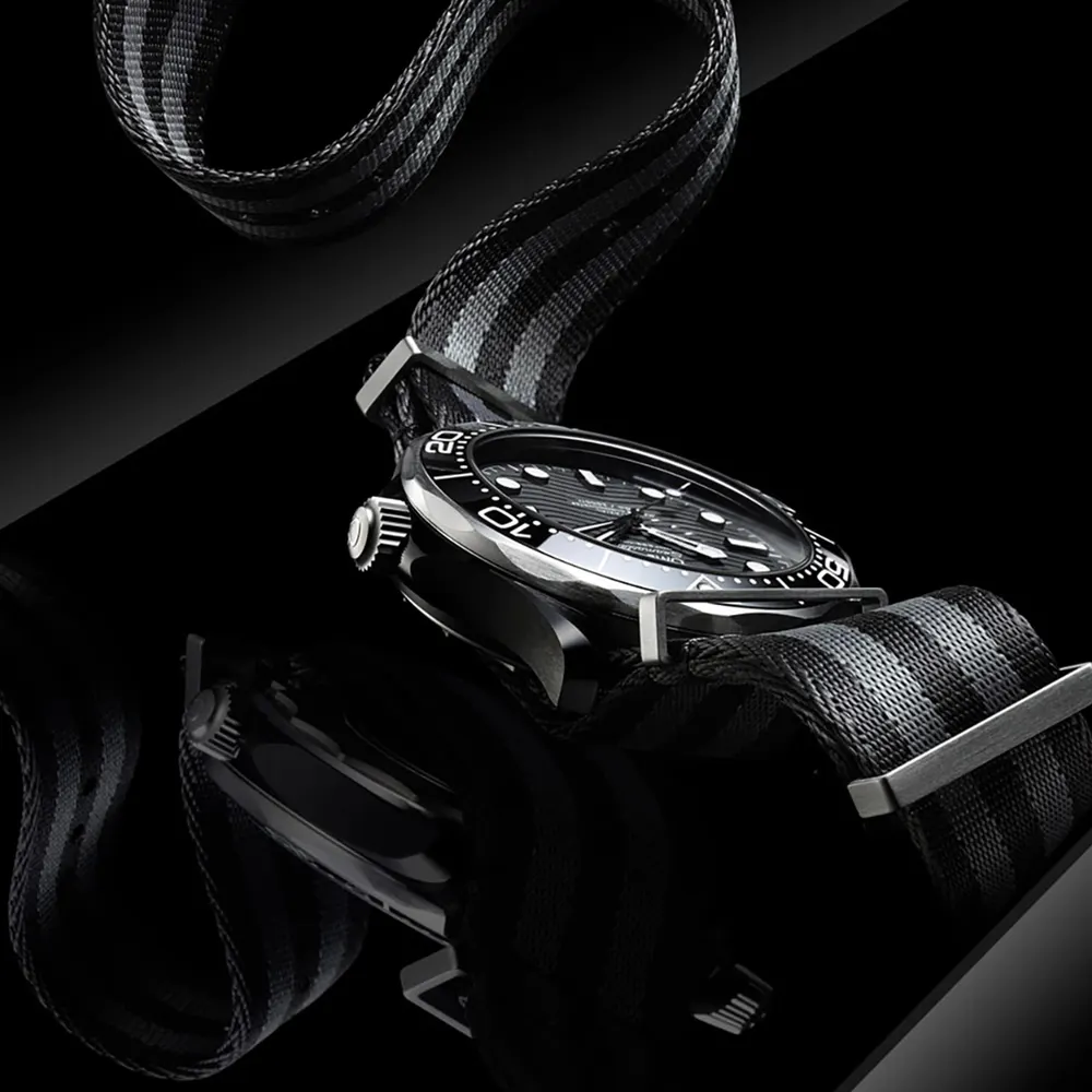 Omega Seamaster Diver 300M Co-Axial 43.5mm Mens Watch in Black, additional product view 3