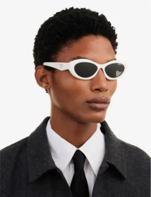 PRADA PS 05YS rectangle-frame acetate sunglasses detail 2