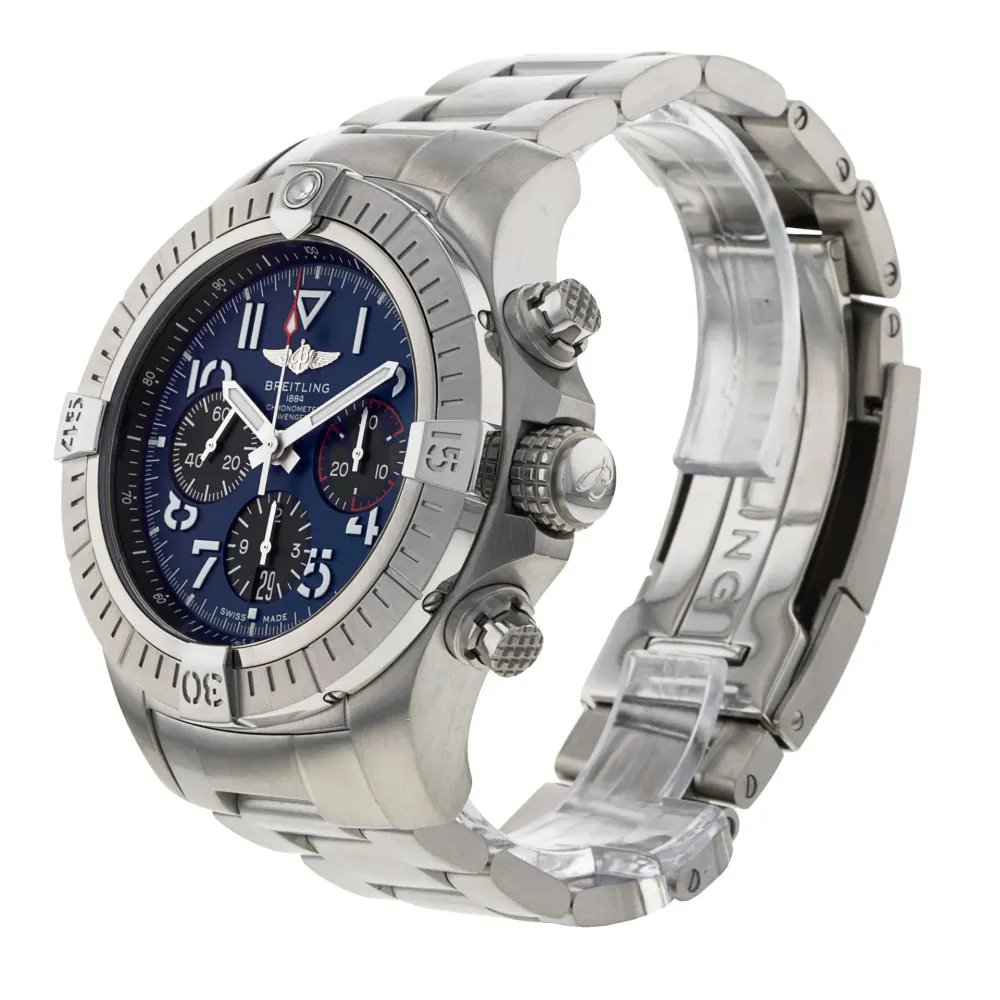 Breitling Avenger B01 Chronograph AB0182 — 2022 — Excellent detail 2