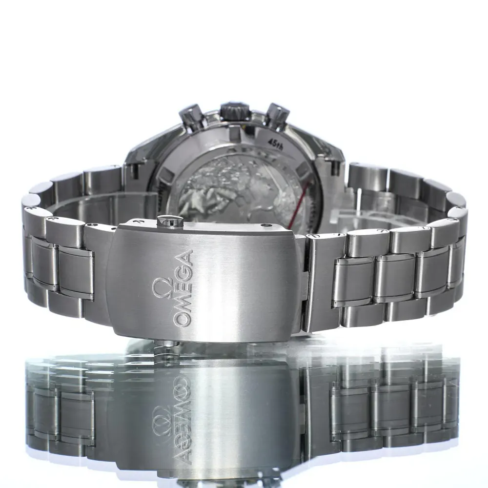 Omega Speedmaster Moonwatch 311.30.42.30.03.001 — 2017 — Excellent detail 3