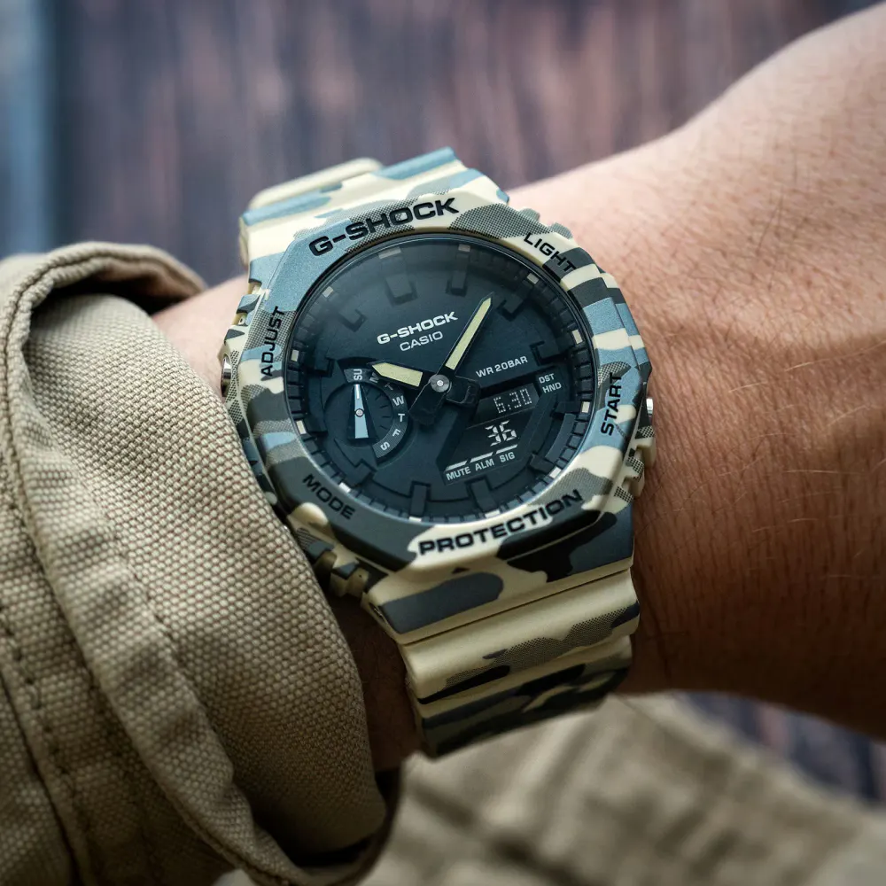 Casio G-SHOCK Analogue Digital 2100 Series 45.4mm Mens Watch Camo Green detail 3