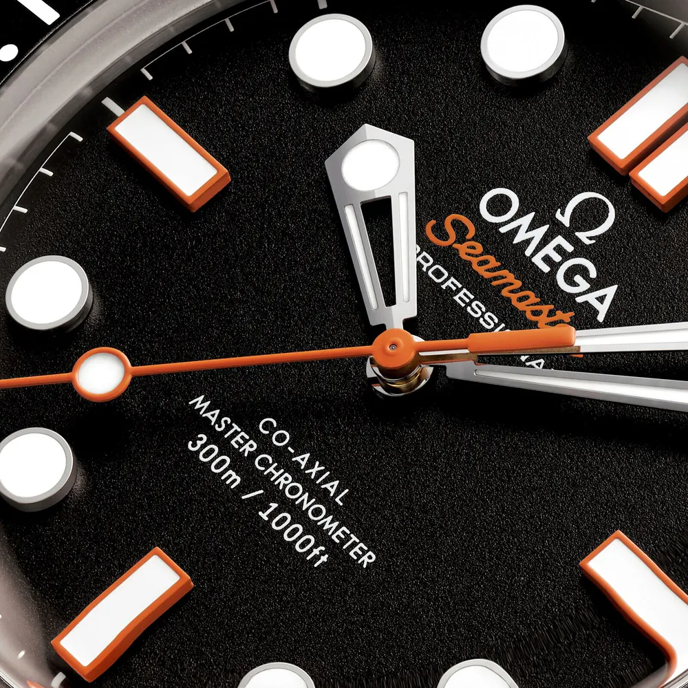 Omega Seamaster Diver 300M Automatic 42mm Mens Watch in Black, additional product view 3