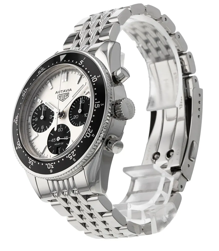 Tag Heuer Autavia CBE2111.BA0687 — 2017 — Excellent detail 2