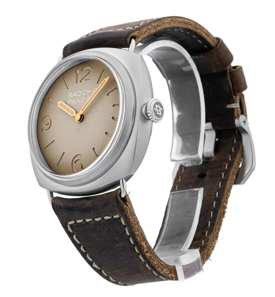 Panerai Radiomir Tre Giorni PAM01350 — 2024 — Very good in Beige Quarter Arabic, additional product view 2