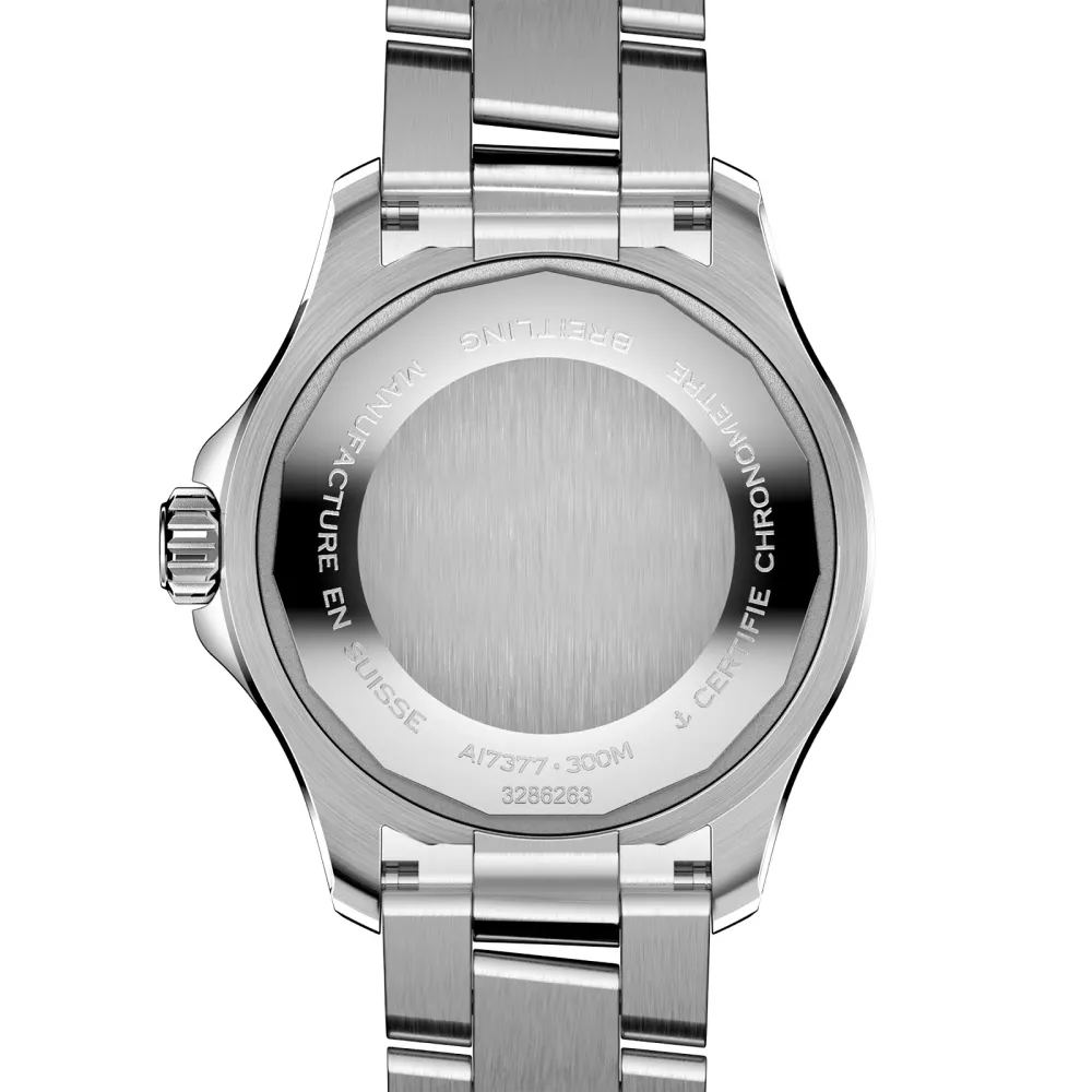 Breitling Superocean Automatic 36 Stainless Steel Watch detail 2