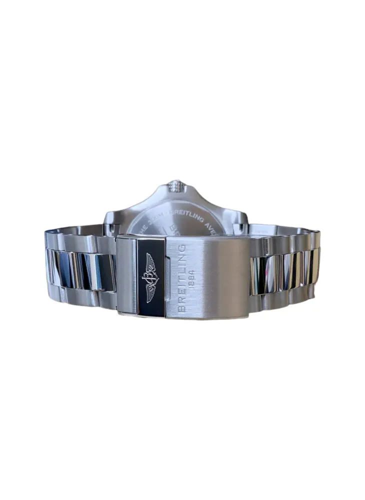 Breitling Avenger Automatic 45 A32395 — 2020 — Excellent detail 3