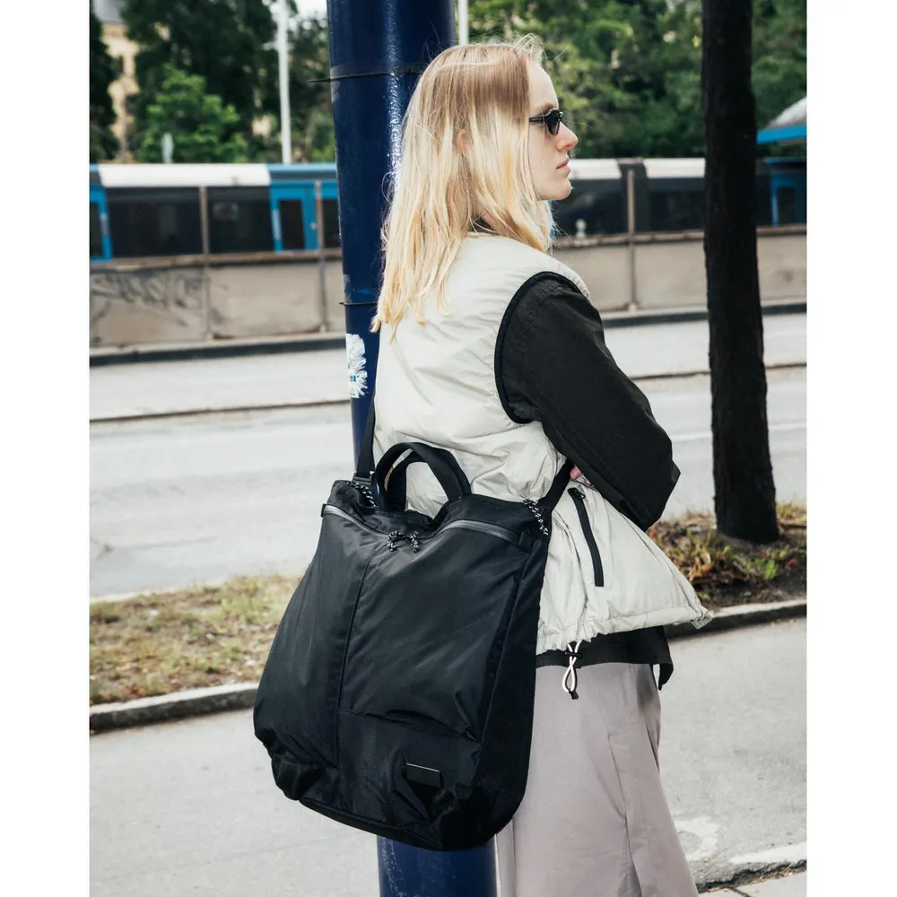 DB Journey Tote Bag detail 2