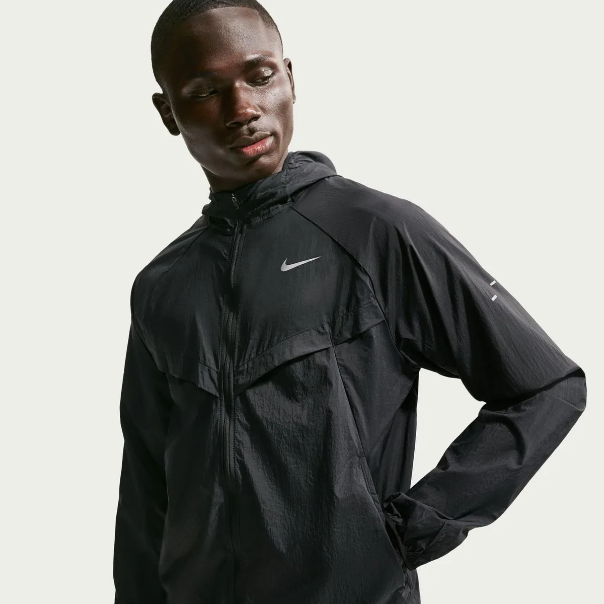 For Him Nike Stride Jacket in Black/Silv – Clothing