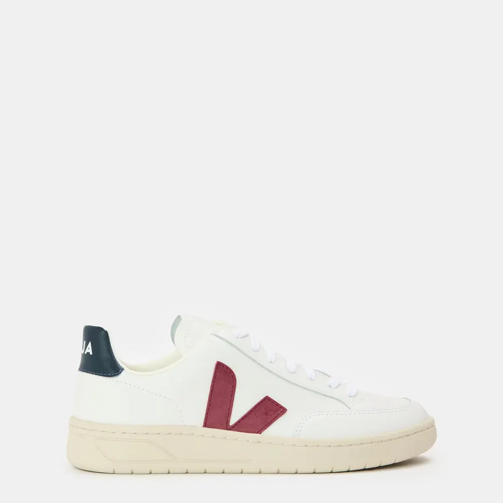 Veja Men's V Trainer Court Trainers in White/Mrsla – Footwear