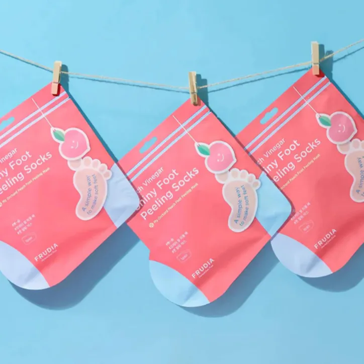 Frudia Peach Vinegar Shiny Foot Peeling Socks - 1 pair detail 3