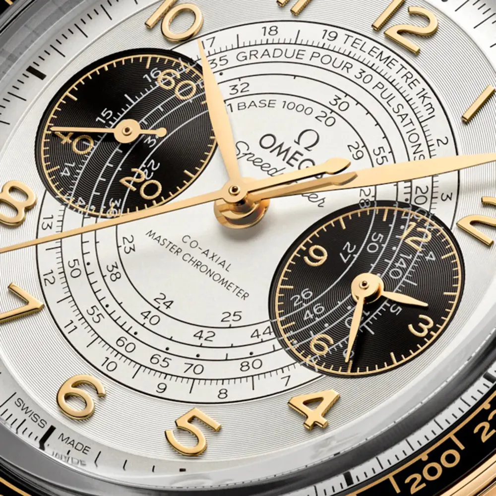 Omega Speedmaster Chronoscope Paris 2024 Olympics 43mm Mens Watch Moonshine Gold detail 3