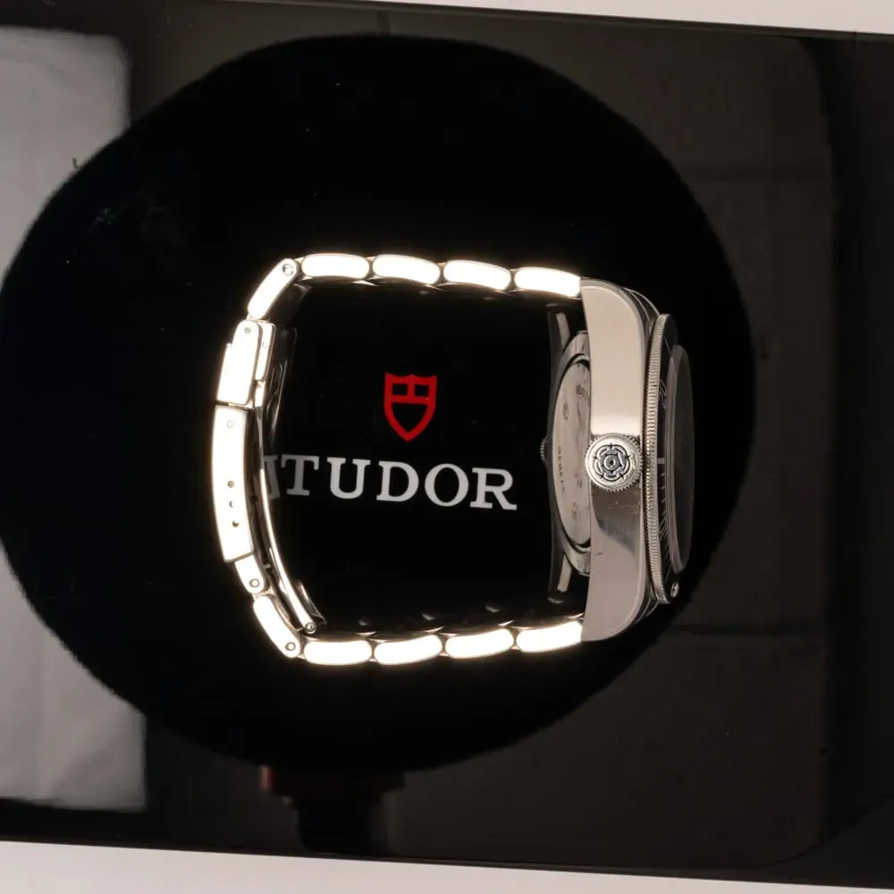 Tudor Heritage Black Bay 79220B — 2015 — Very good detail 2