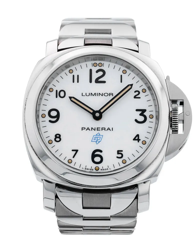 Panerai Luminor Base PAM00630 — 2016 — Very good in White Arabic – Pre-owned watches