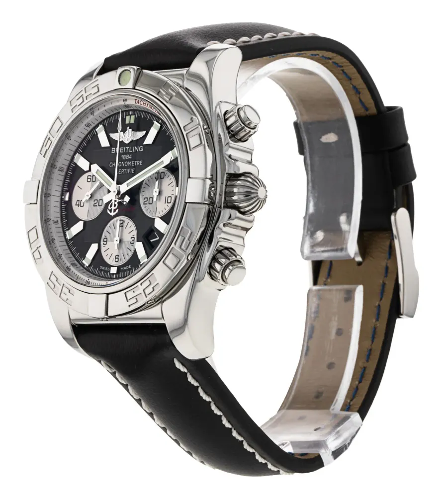 Breitling Chronomat 44 AB0110 — 2012 — Very good detail 2