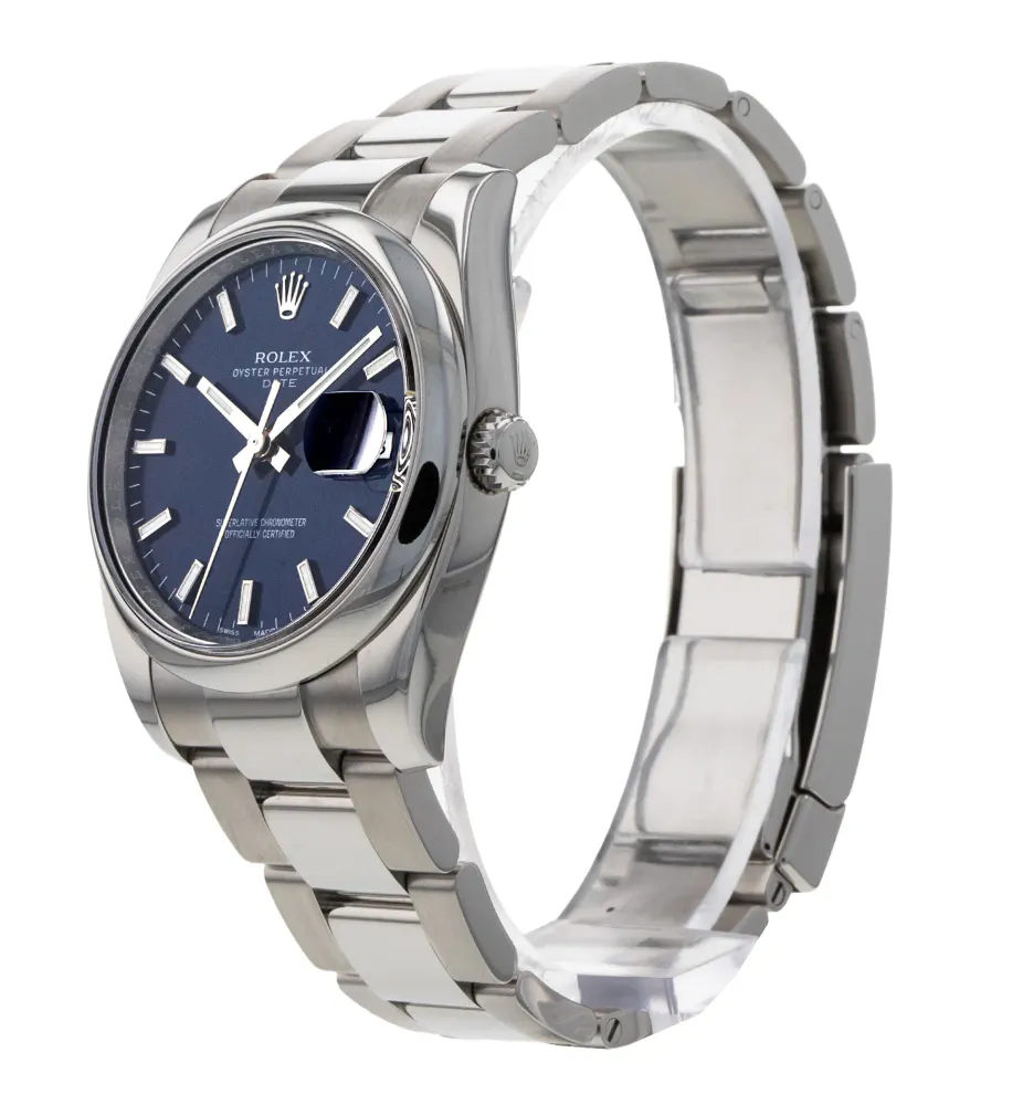 Rolex Oyster Perpetual Date 115200 — 2016 — Excellent detail 2