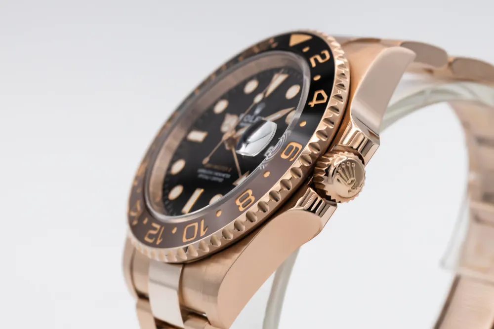 Rolex GMT Master II 126715 CHNR — 2021 — Very good detail 2
