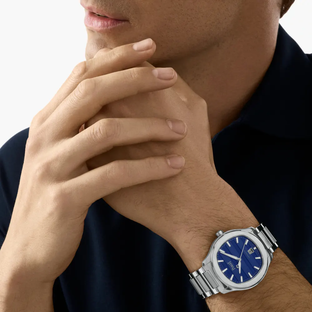 Piaget Polo Signature Date 42mm Mens Watch in Blue, additional product view 3