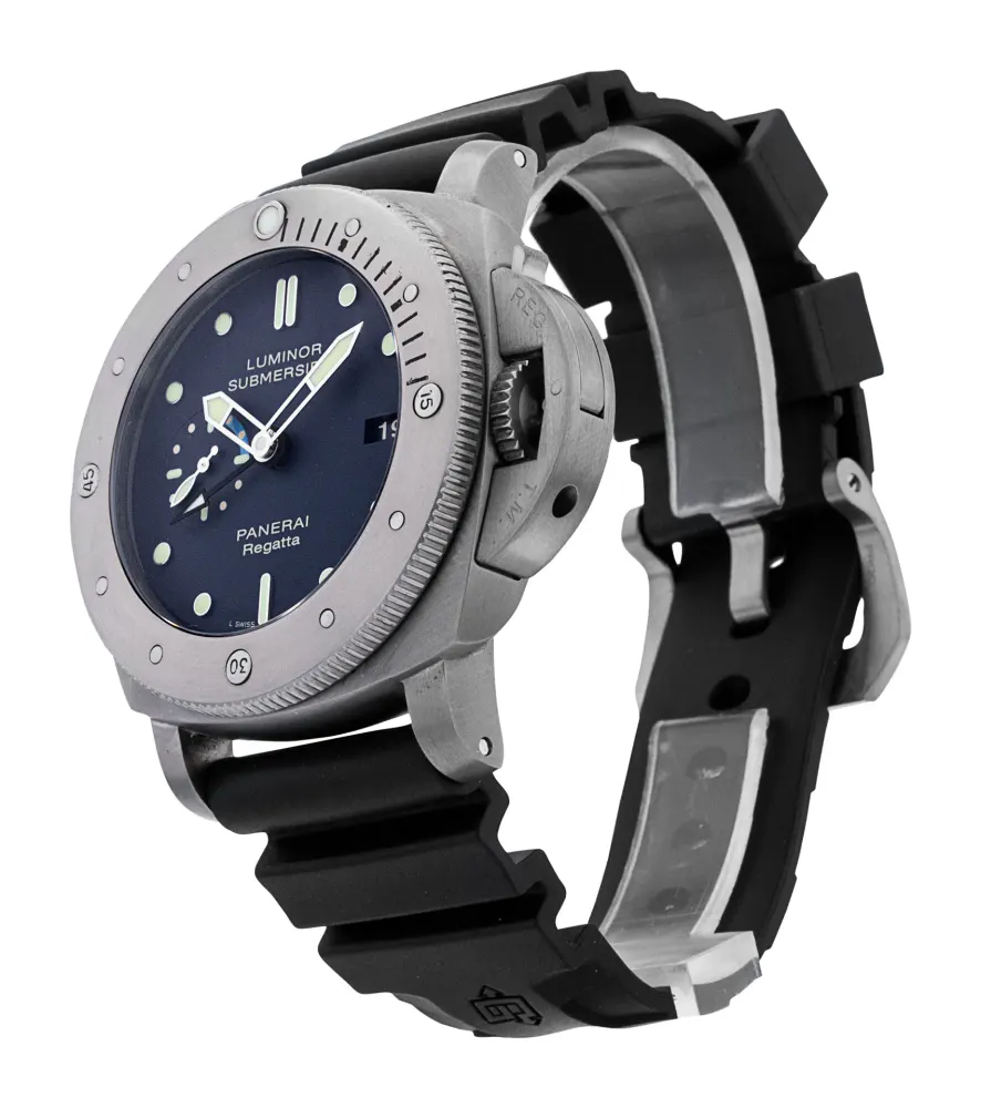Panerai Luminor Submersible PAM00371 — 2011 — Very good in Blue Baton, additional product view 2