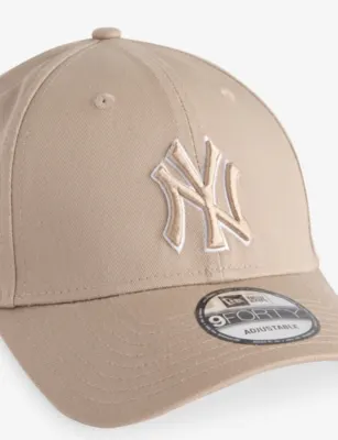 NEW ERA 9FORTY New York Yankees Essential Cotton Baseball Cap detail 3