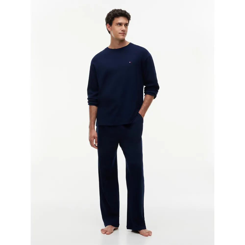 Tommy Hilfiger Men's Long-Sleeve Waffle Cotton Top and Trousers Pyjama Set detail 3