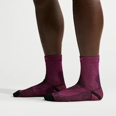 Nike Run Lightweight Running Micro-Crew Socks (1 Pair) - Black/Hyper Pink/Hyper Pink