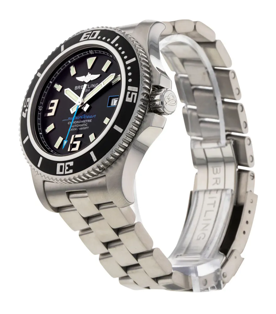 Breitling SuperOcean A17391 — 2015 — Very good detail 2