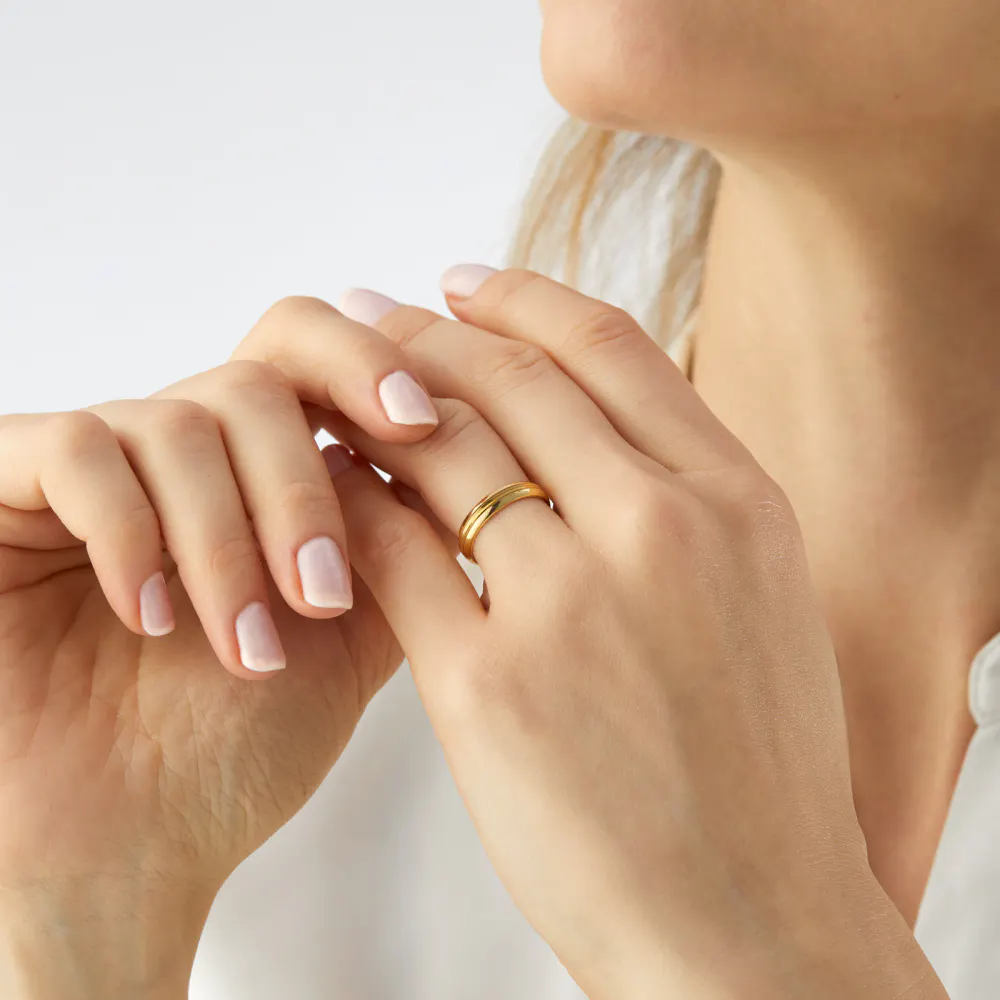 For Him 4mm D Shape Standard Grooved Polished Finish Wedding Ring In 18 Carat Yellow Gold detail 2