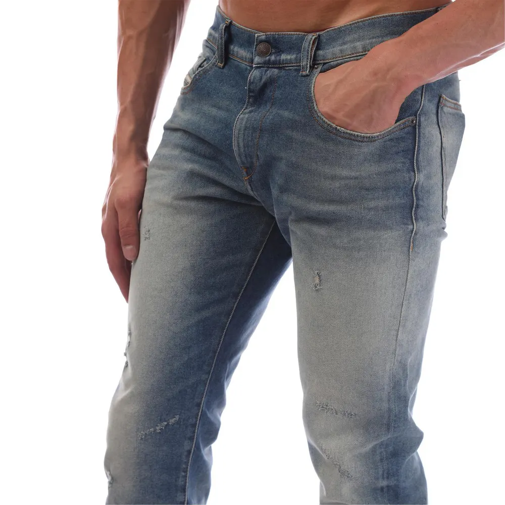 Diesel 2019 D-Strukt detail 3