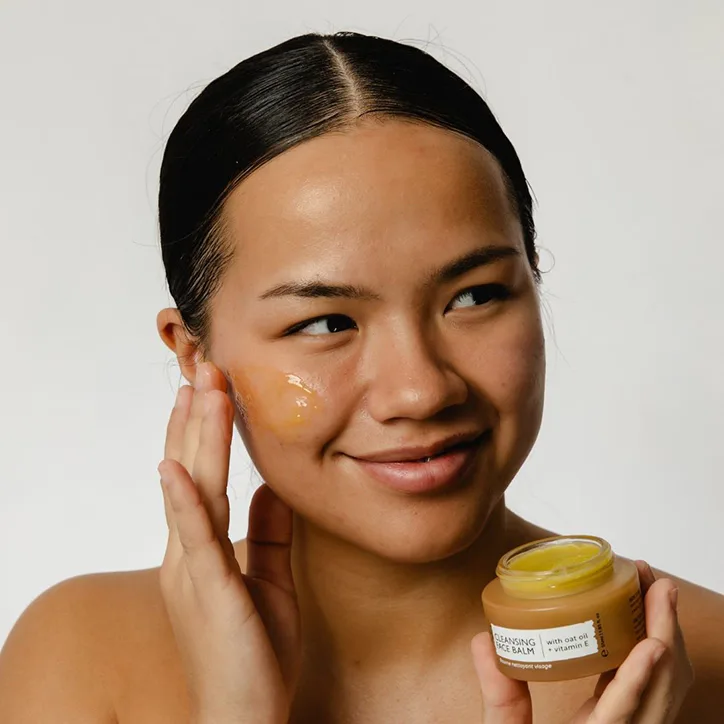 UpCircle Cleansing Balm with Oat Oil + Vitamin E 55ml detail 3