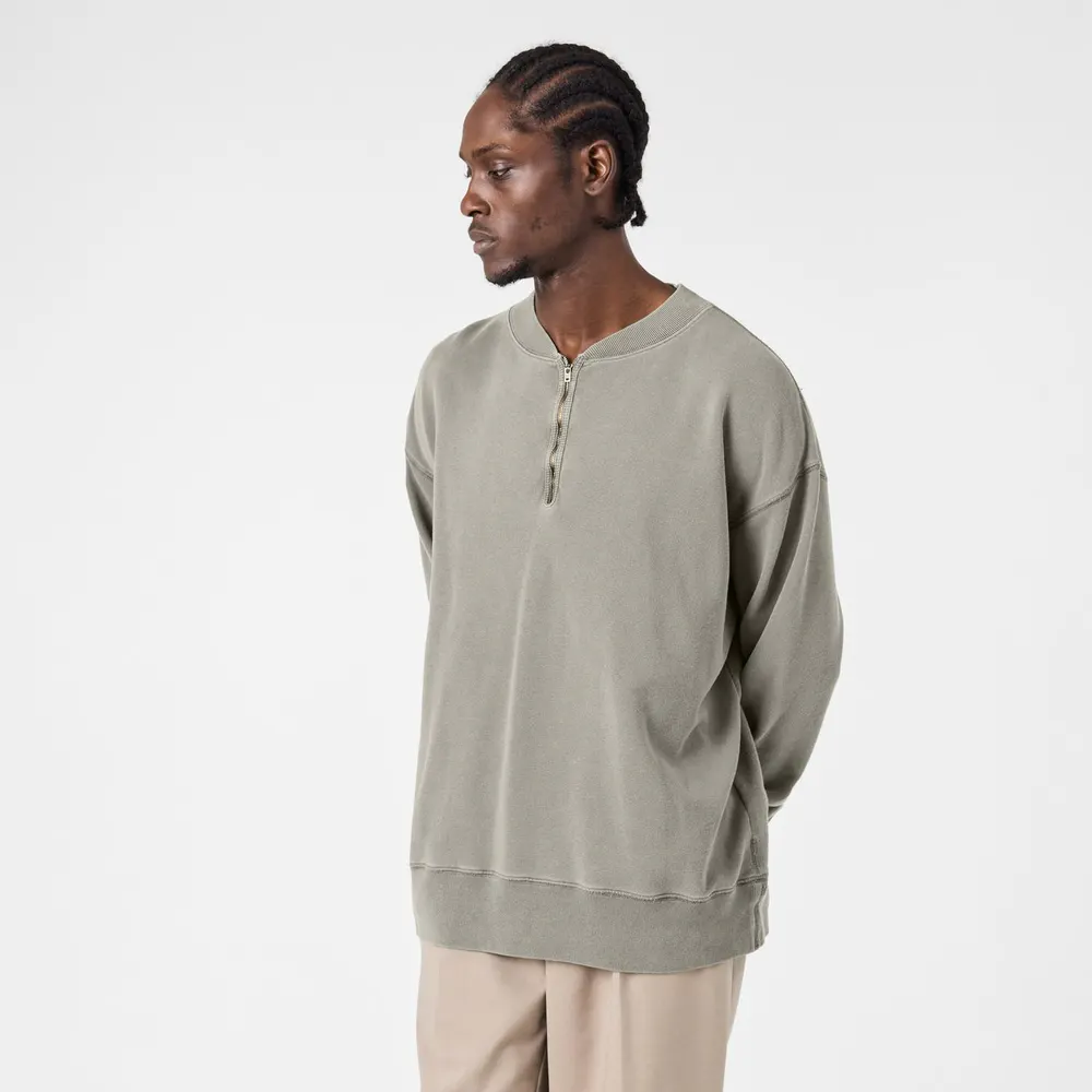 Maison Margiela Men's Quarter Zip Fleece Top in Vintage Grey, additional product view 3