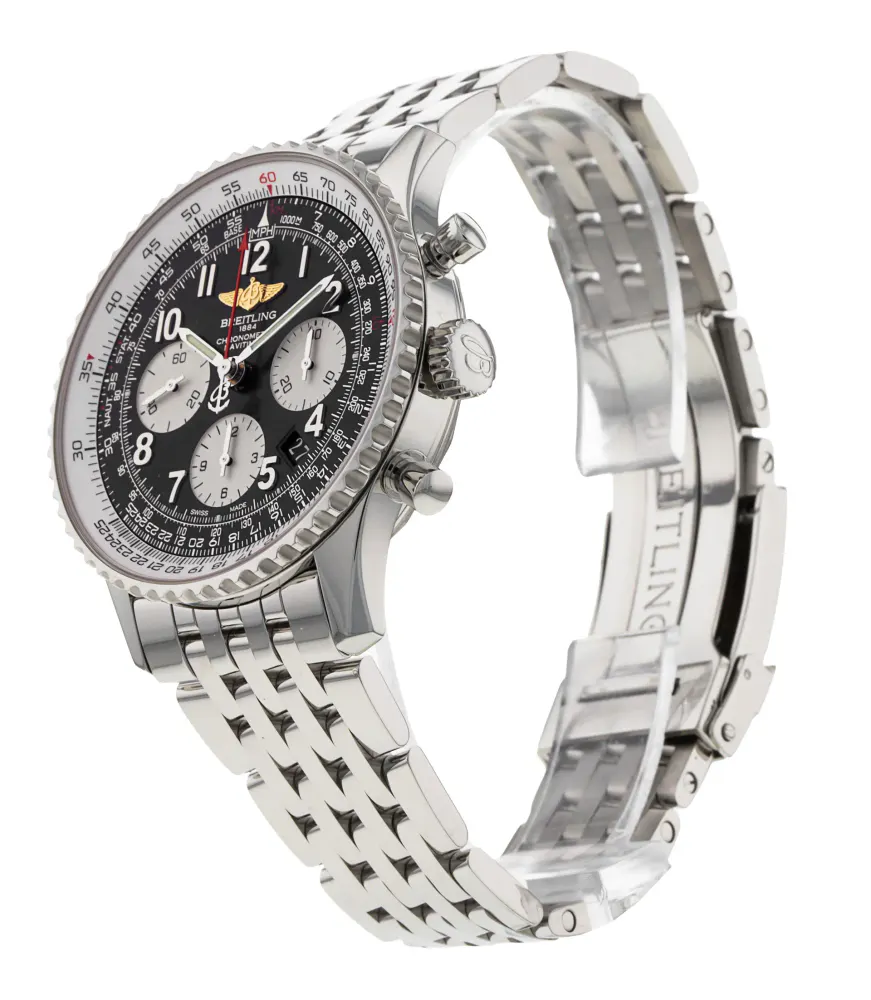 Breitling Navitimer AB0120 — 2015 — Excellent detail 2