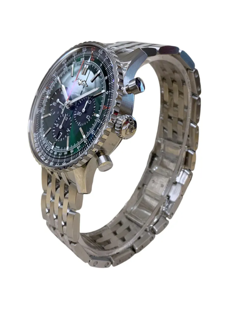 Breitling Navitimer B01 Chronograph 46 AB0137 — 2022 — Excellent detail 2