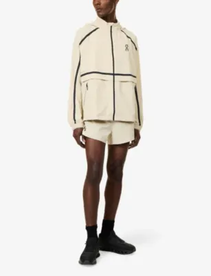 ON Performance Volt Woven Jacket detail 2