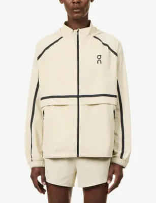 ON Performance Volt Woven Jacket detail 3