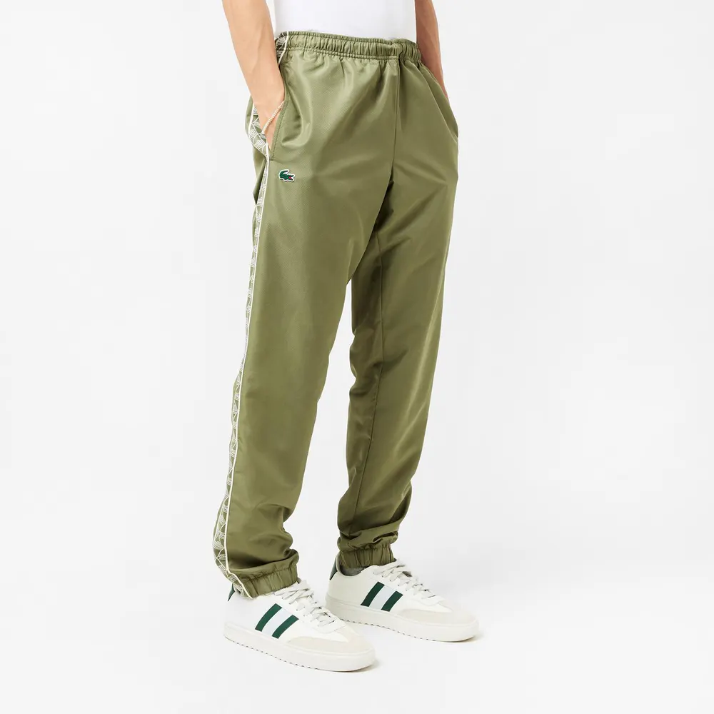 Lacoste Men's Tapered Closed Cuff Fleece Joggers detail 3