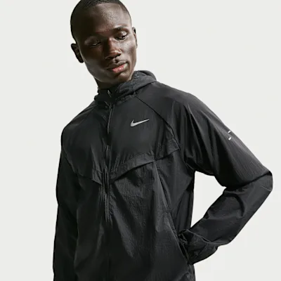 Nike Stride Men's Repel UV Running Jacket - Black/Black