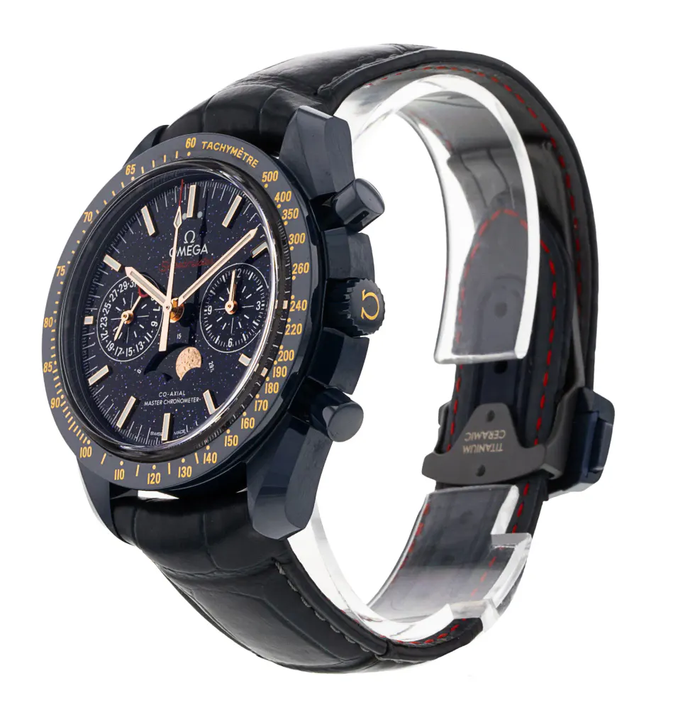Omega Speedmaster Moonphase 304.93.44.52.03.002 — 2021 — Excellent detail 2