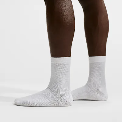 Nike Run Lightweight Running Crew Socks (1 Pair) - White/Black/Pure Platinum in White/Black/Pure Platinum – Nike men's and unisex