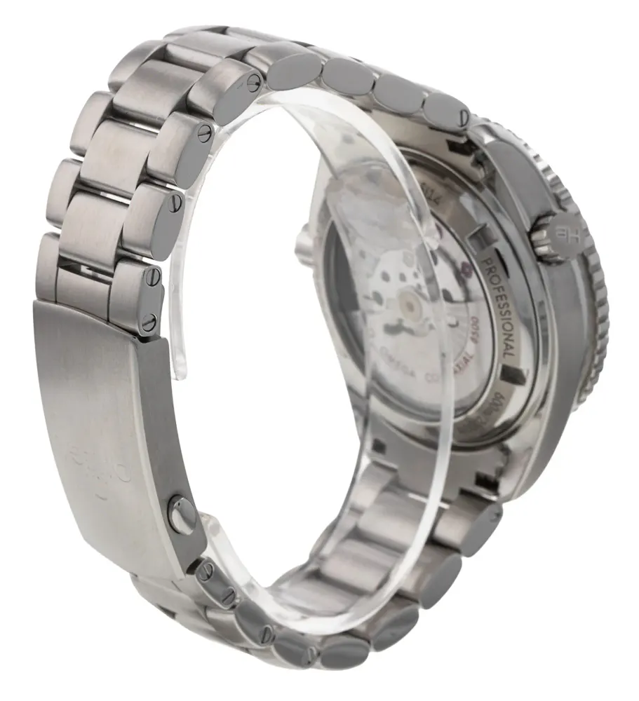 Omega Planet Ocean 232.30.42.21.01.001 — 2014 — Very good detail 3