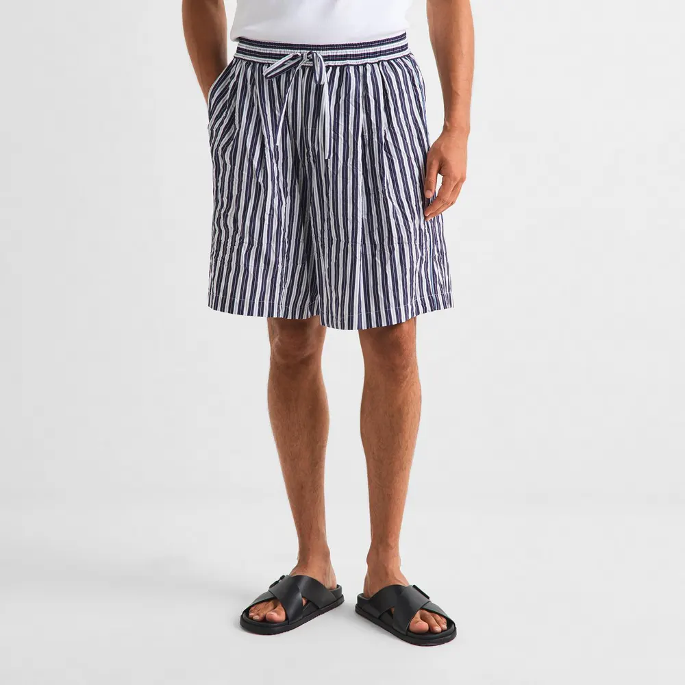 Dolce and Gabbana Men's Woven Tracksuit Shorts detail 3