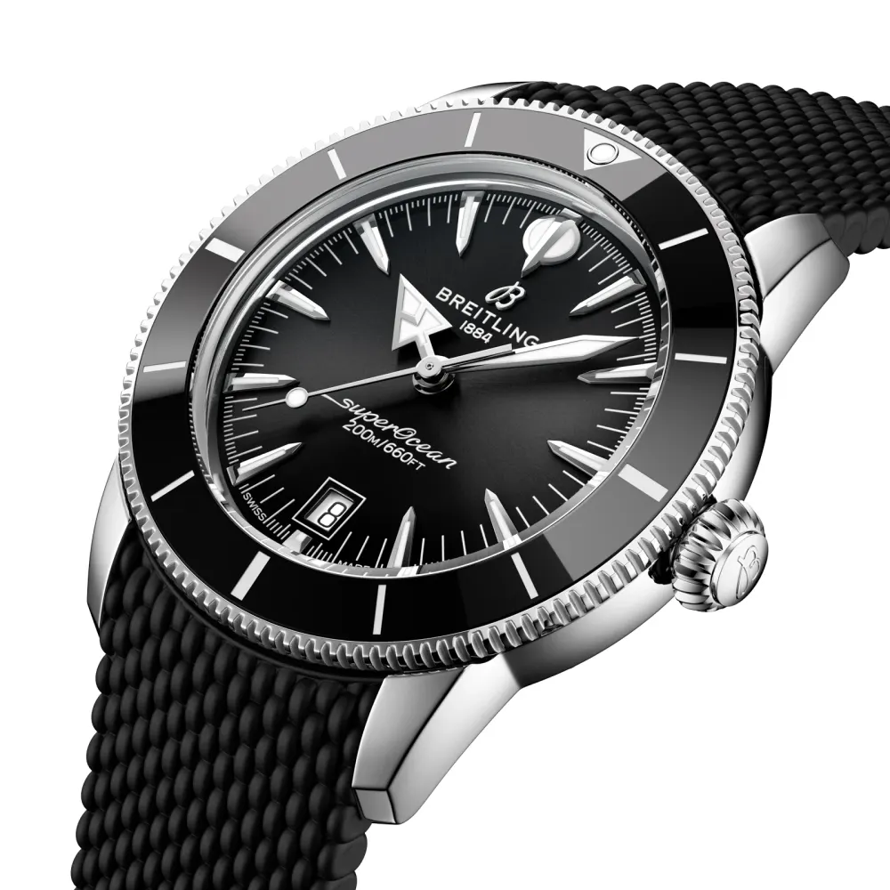 Breitling Superocean Heritage B31 Automatic 42mm Mens Watch Black Rubber detail 3