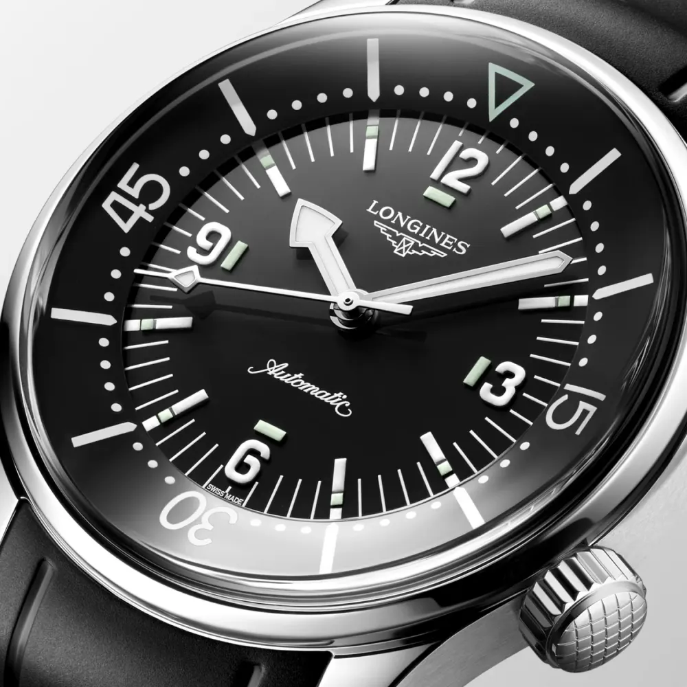 Longines Legend Diver 39mm Mens Watch Black detail 3